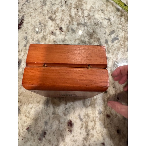 Smith Wesson Wooden Keepsake Box Jewelry Storage Display Case Engraved Logo - Picture 9 of 10